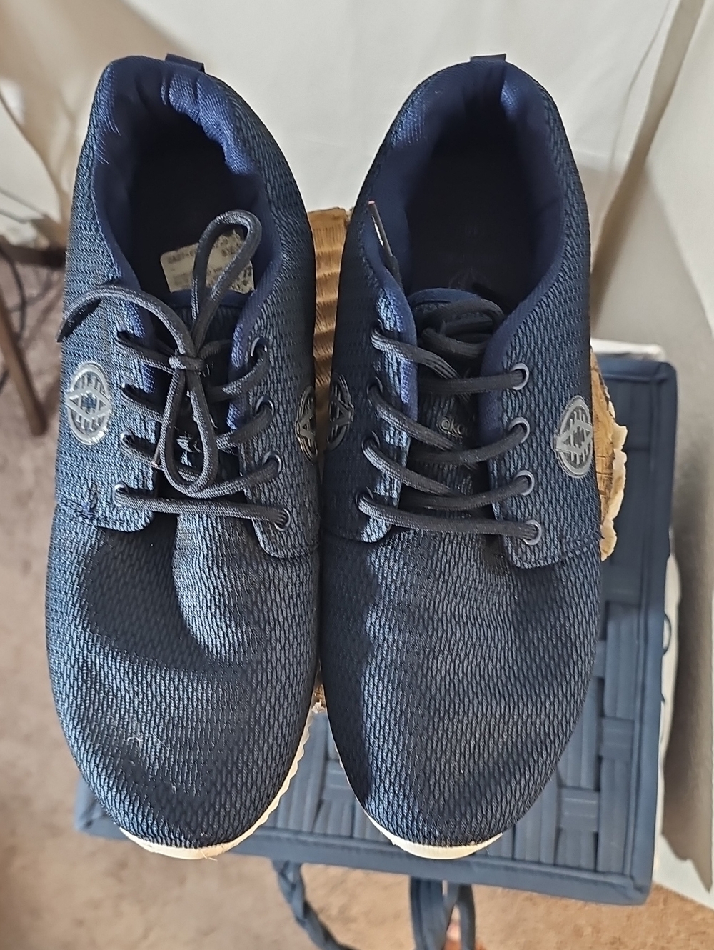 Men's Navy Casual Knit Sneakers